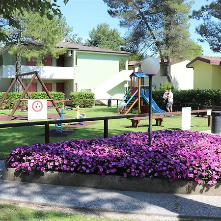 아파트 Villaggio Azzurro 비비오네